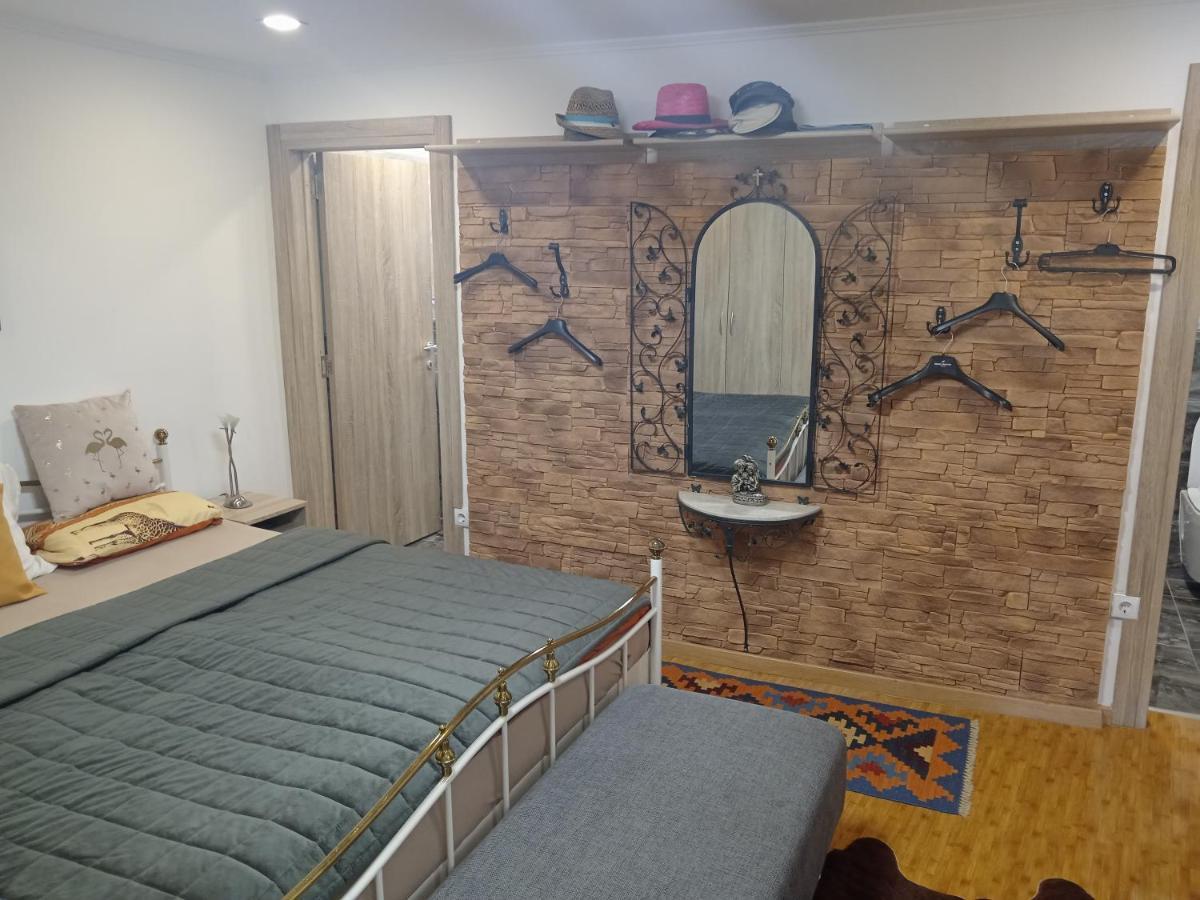 Apartman Speranza โรวีน ภายนอก รูปภาพ