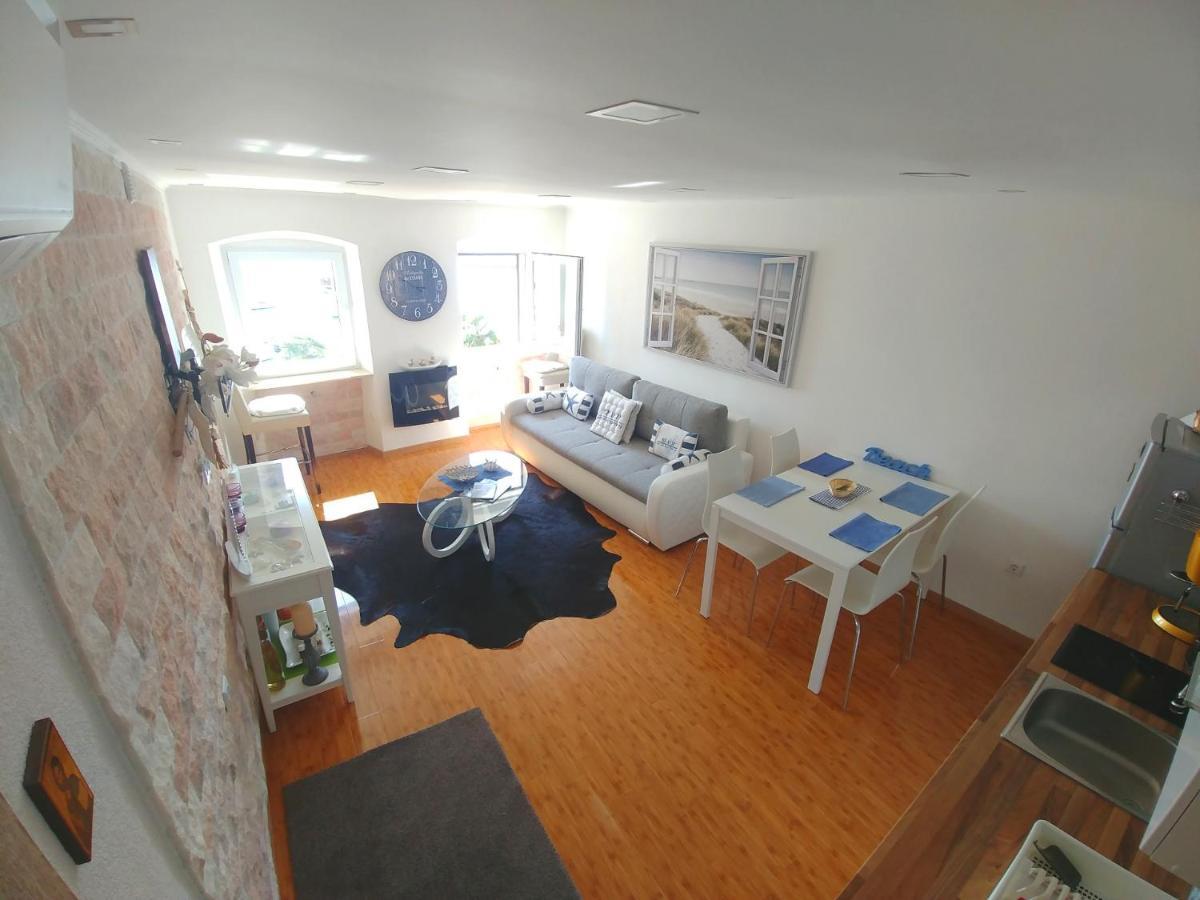 Apartman Speranza โรวีน ภายนอก รูปภาพ