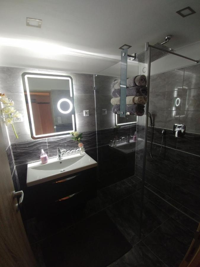 Apartman Speranza โรวีน ภายนอก รูปภาพ